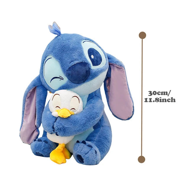 Stitch Abraçando Patinho